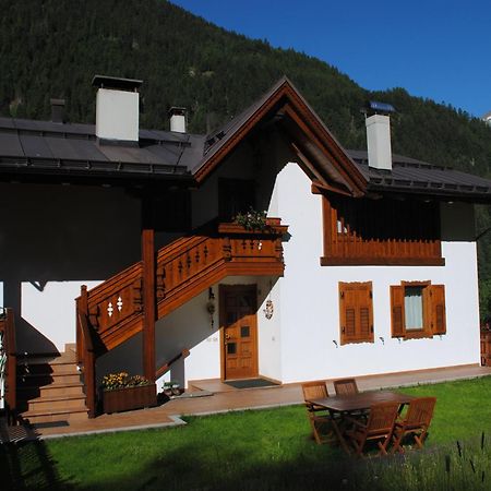 Appartamenti Casavacanzepejo Коголо Экстерьер фото