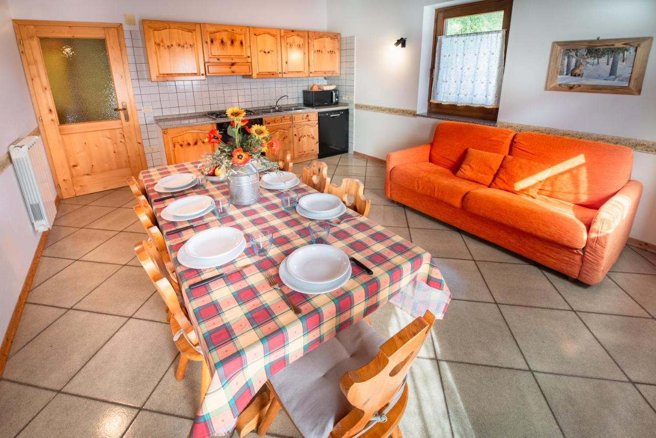 Appartamenti Casavacanzepejo Коголо Экстерьер фото