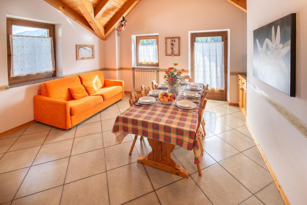 Appartamenti Casavacanzepejo Коголо Экстерьер фото