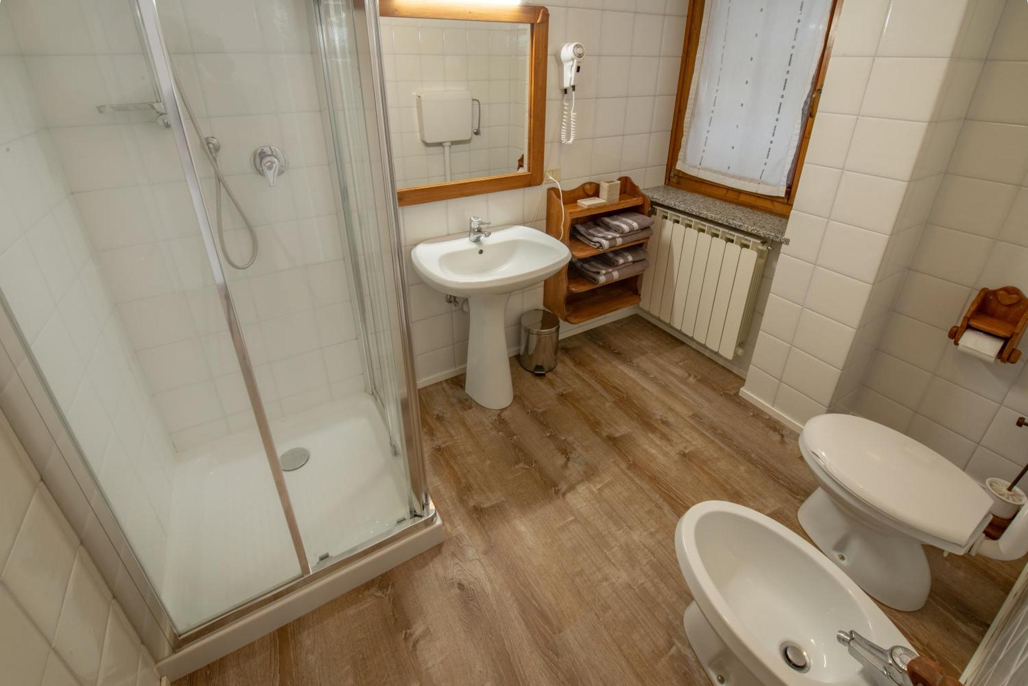 Appartamenti Casavacanzepejo Коголо Номер фото