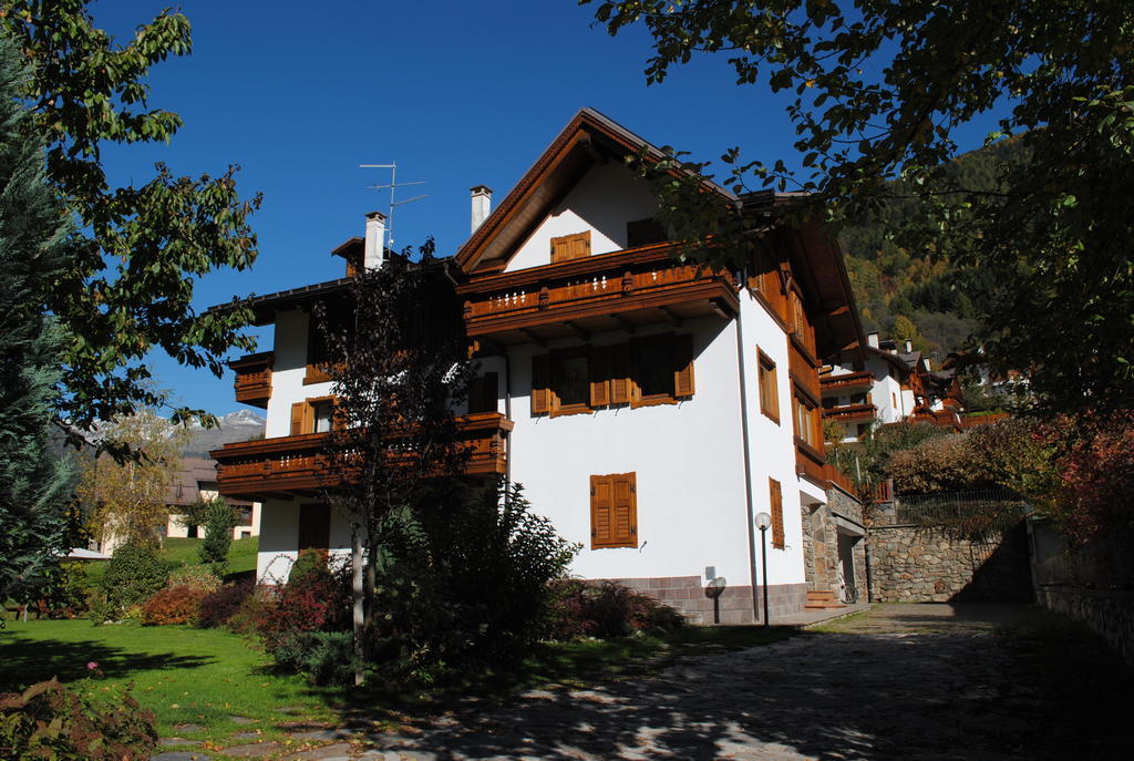 Appartamenti Casavacanzepejo Коголо Экстерьер фото